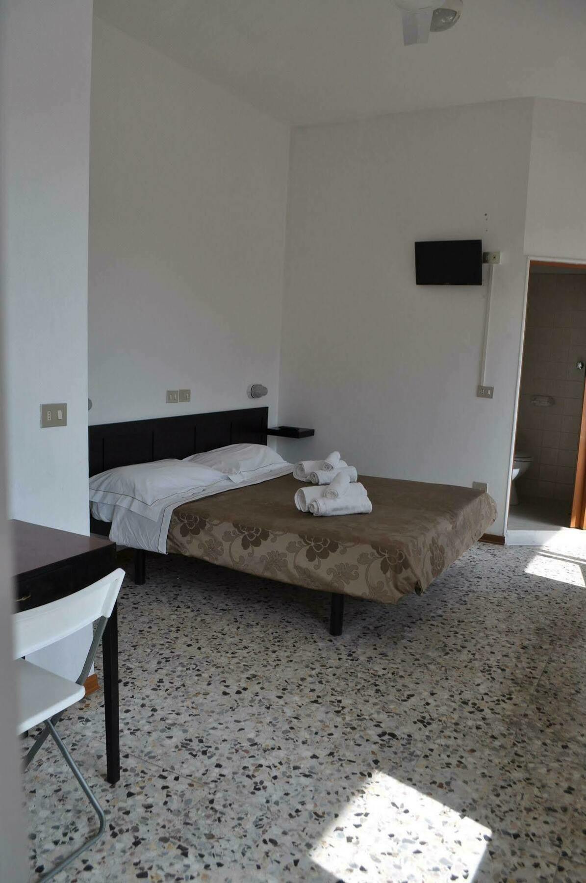 Hotel Urano Cattolica Dış mekan fotoğraf