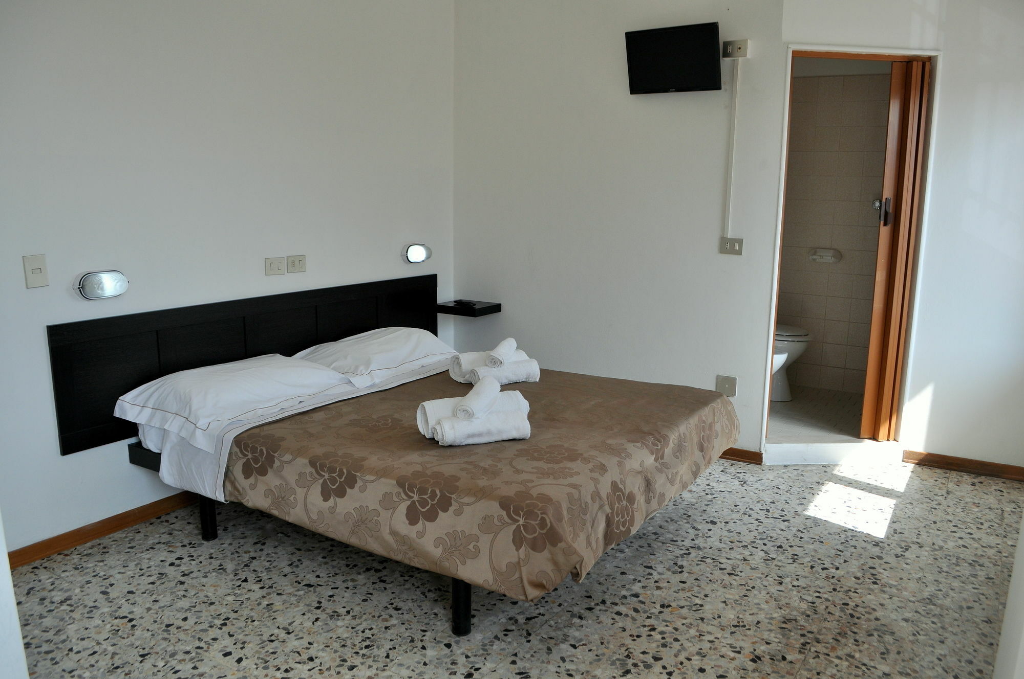 Hotel Urano Cattolica Dış mekan fotoğraf