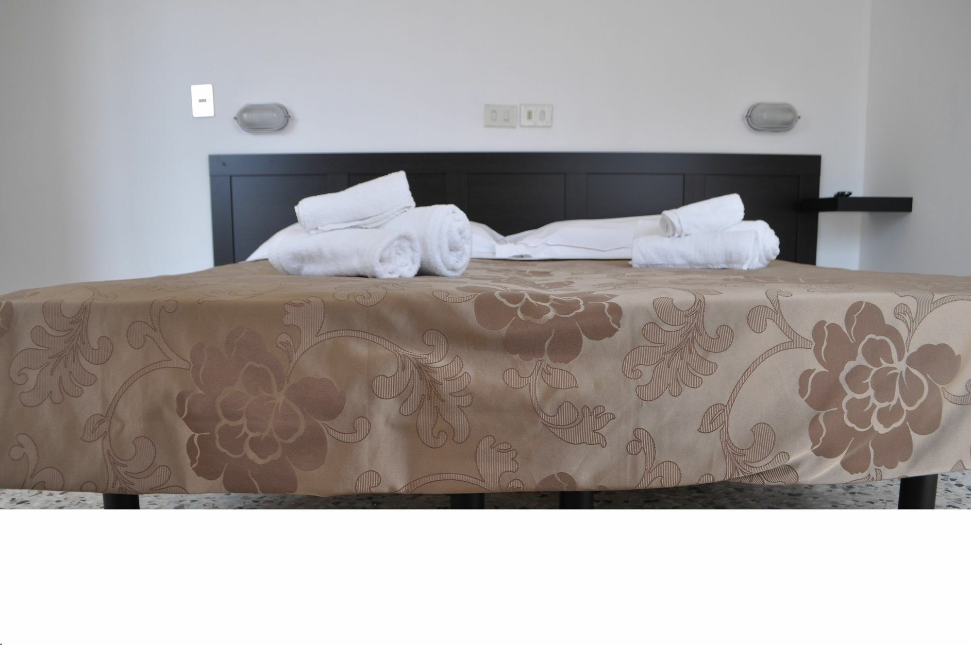 Hotel Urano Cattolica Dış mekan fotoğraf