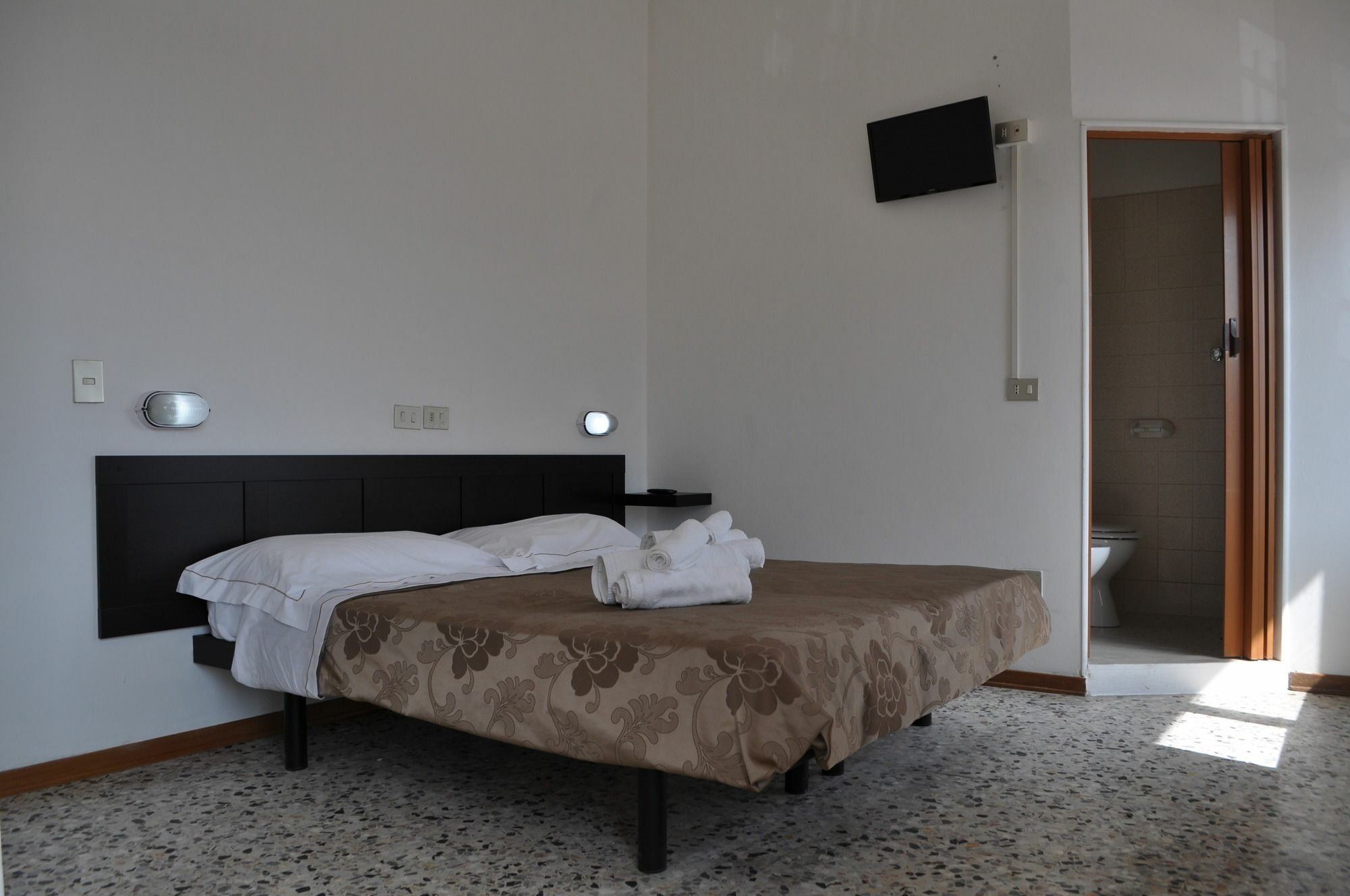 Hotel Urano Cattolica Dış mekan fotoğraf