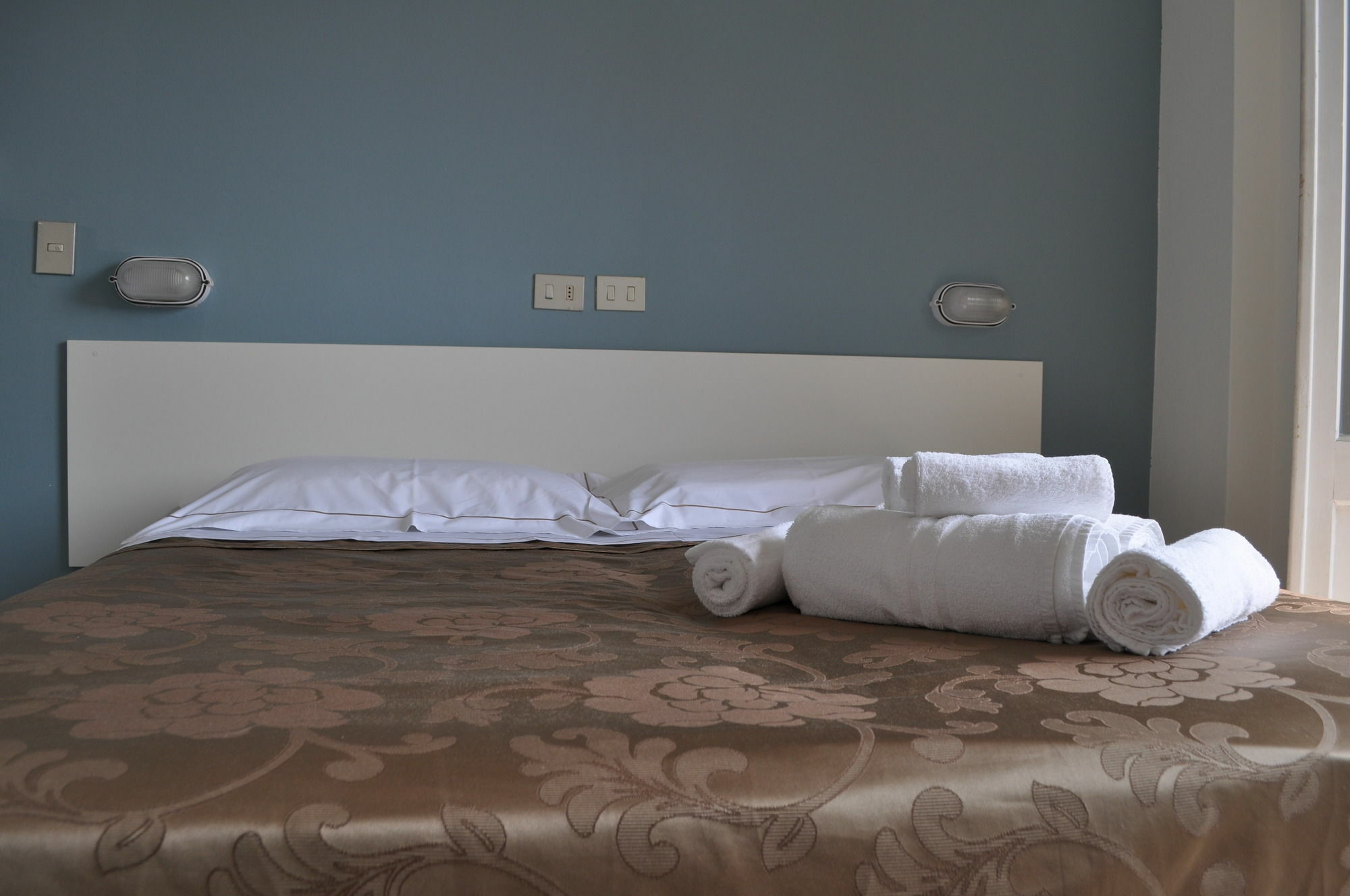 Hotel Urano Cattolica Dış mekan fotoğraf